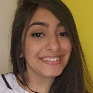 Meet your Posher, Rafaela